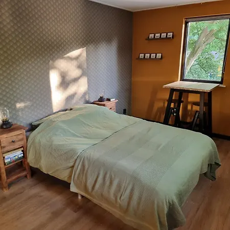 Homestay Aan De Burgwal
